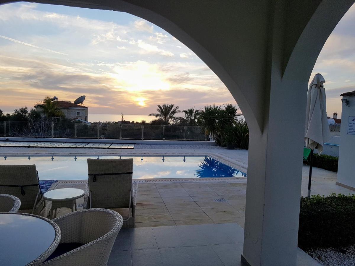 Villa Verdi: Luxury Villa With Private Pool Peyia Dış mekan fotoğraf