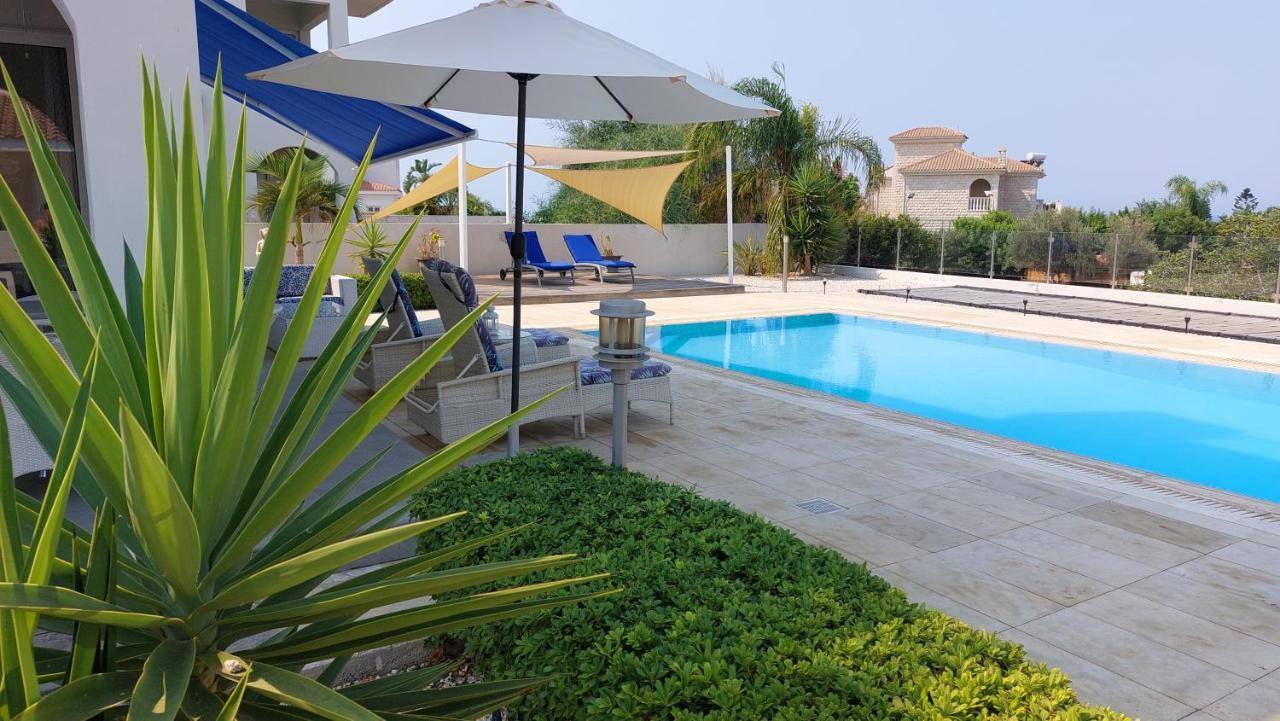 Villa Verdi: Luxury Villa With Private Pool Peyia Dış mekan fotoğraf