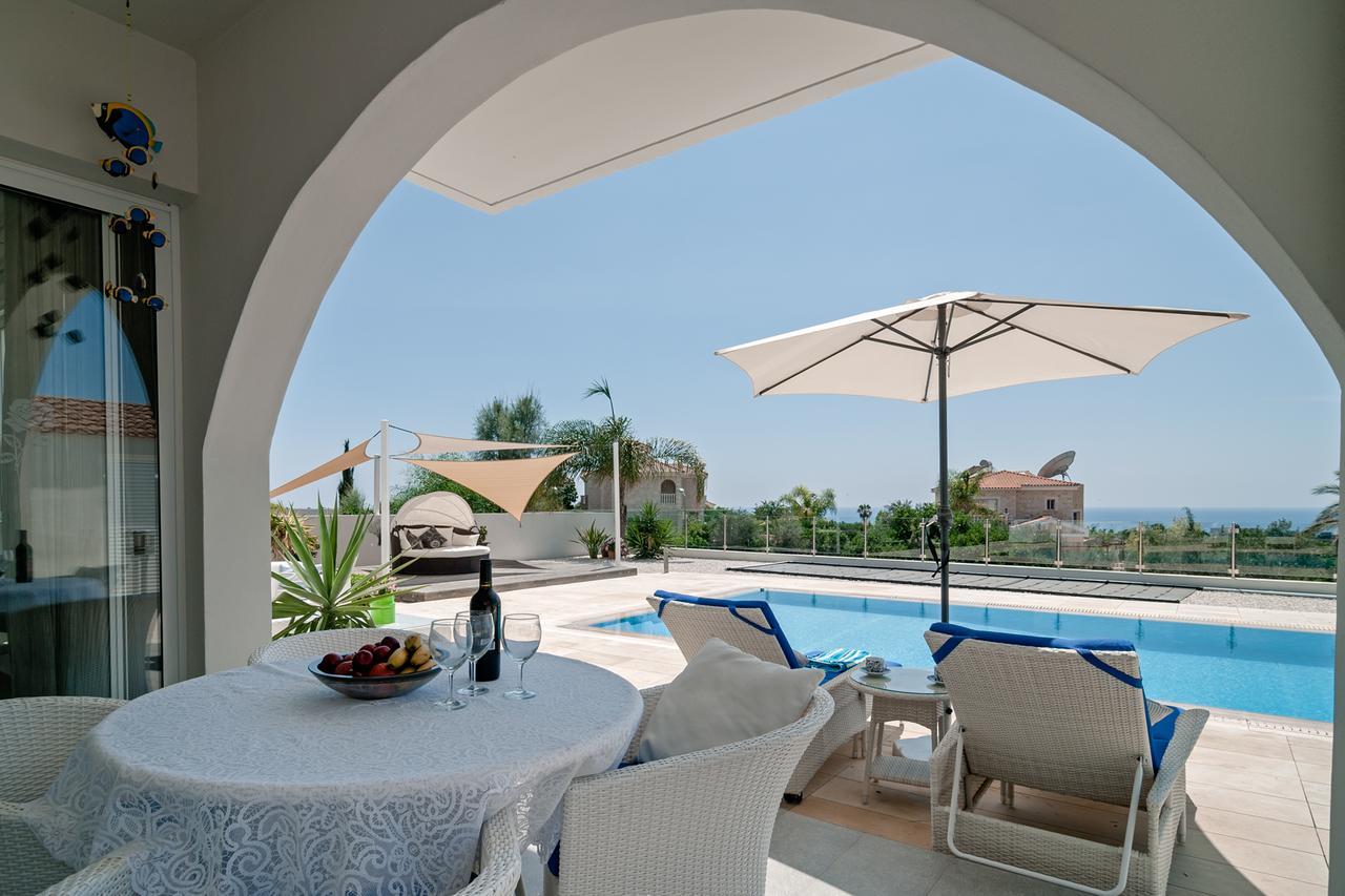Villa Verdi: Luxury Villa With Private Pool Peyia Dış mekan fotoğraf