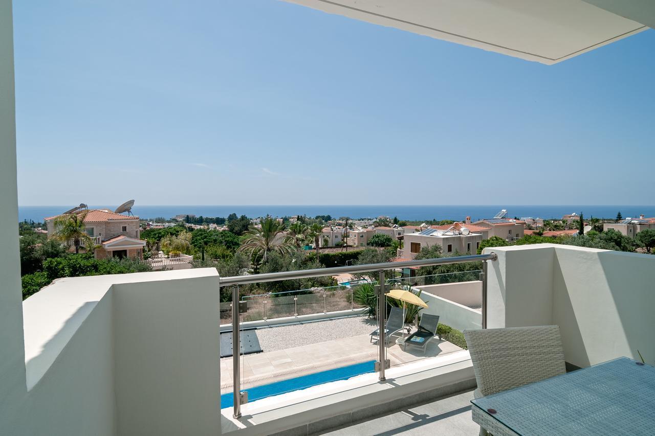 Villa Verdi: Luxury Villa With Private Pool Peyia Dış mekan fotoğraf