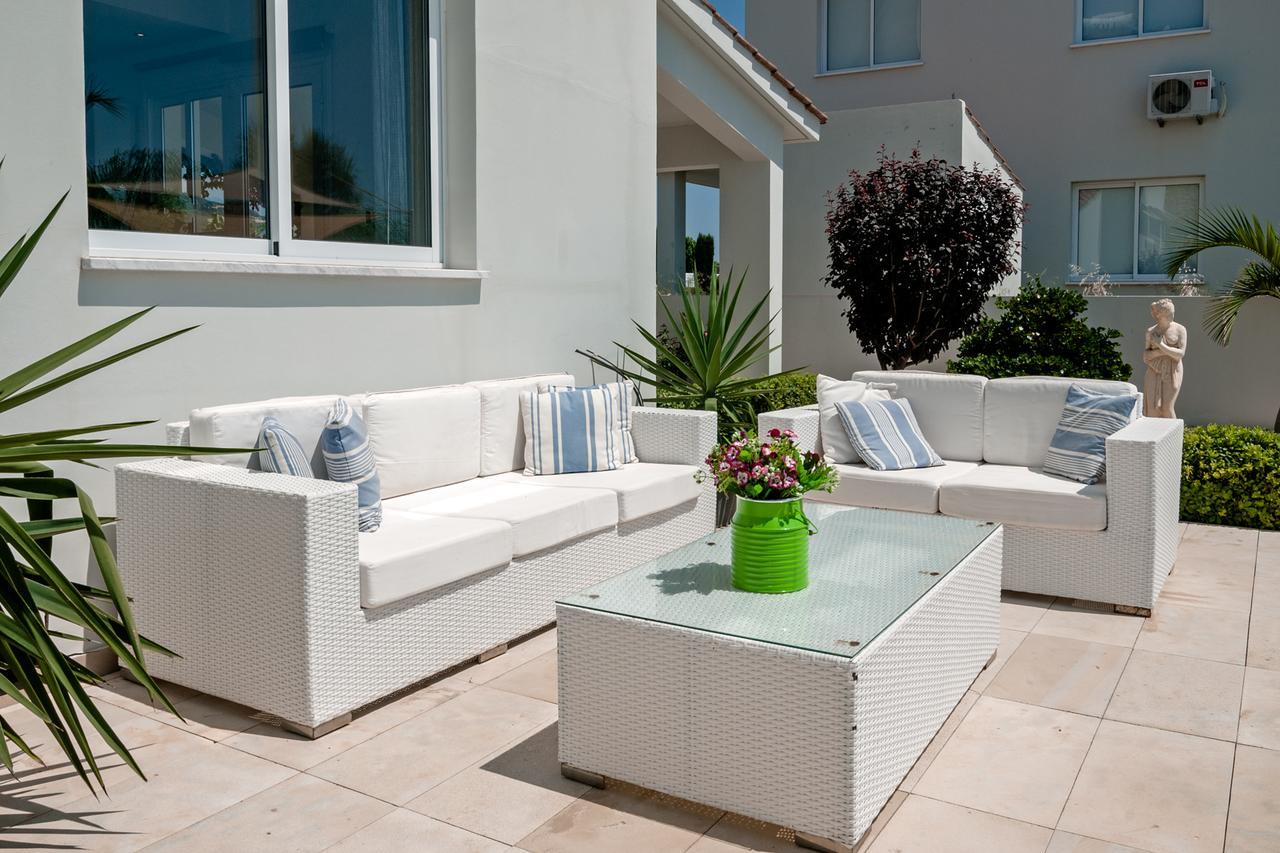 Villa Verdi: Luxury Villa With Private Pool Peyia Dış mekan fotoğraf